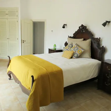 Casa Rosa Margarida Quinta Da Rocha Holiday home